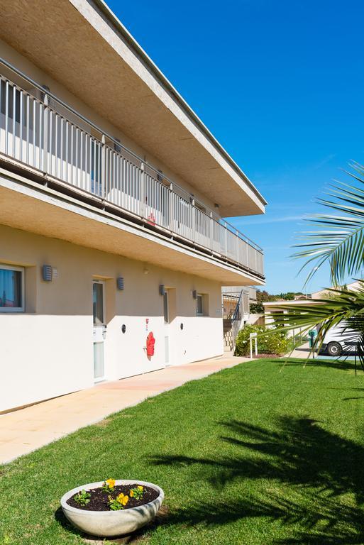 Allotel Fos-sur-Mer Zimmer foto