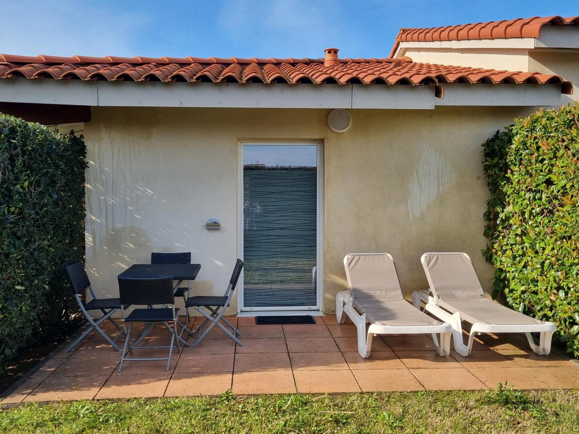 Allotel Fos-sur-Mer Exterior foto