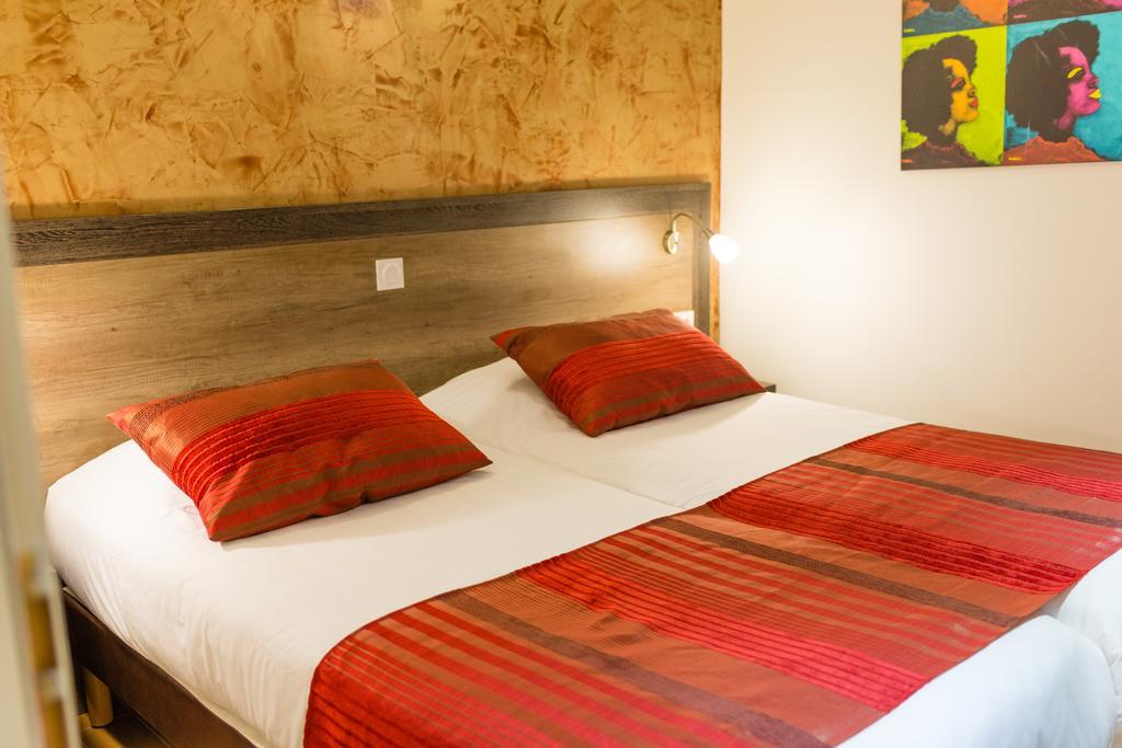 Allotel Fos-sur-Mer Zimmer foto